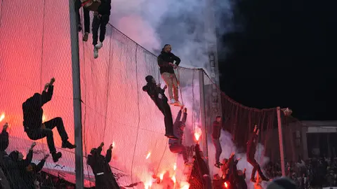 Aficionados de Bosnia y Herzegovina celebrando l AP