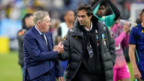Carlo Ancelotti coquetea con Luka Modric: "¿No tienes un abuelo brasileño?"