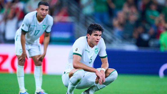 Jugadores de Bolivia en lamento tras la derrota contra Irak en el Repechaje del Mundial 2026 | MEXSPORT