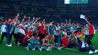 Miembro de la Selección de Irak se desvaneció por la emoción de clasificar al Mundial