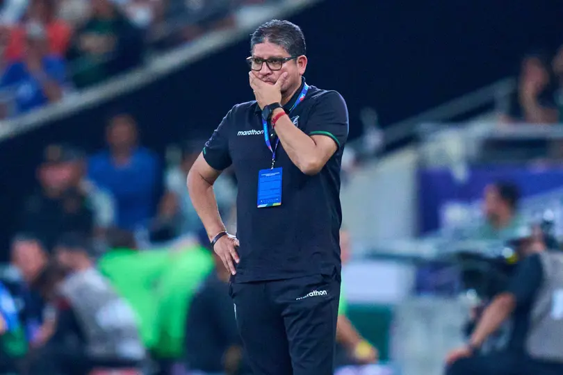 Óscar Villegas sin palabras ante la eliminación de Bolivia l MEXSPORT
