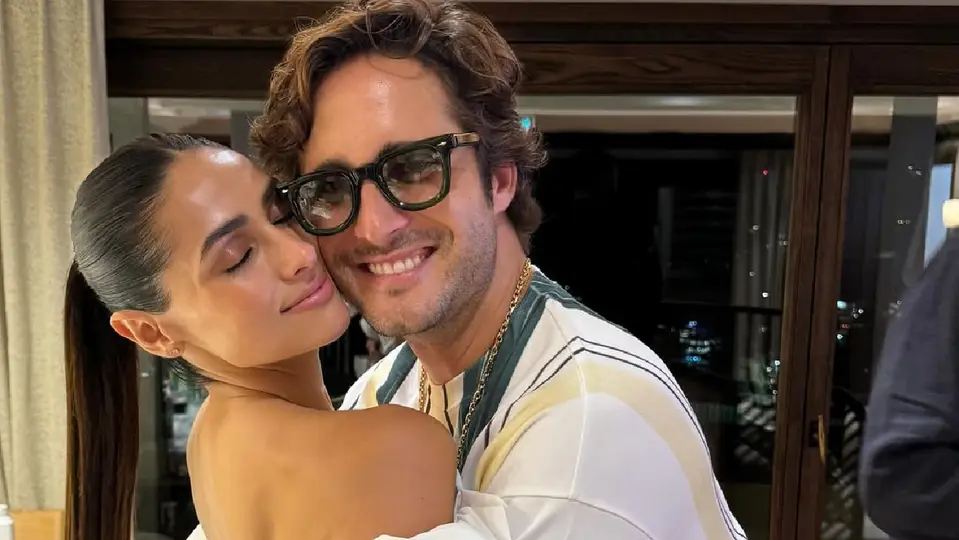 El romance comenzó en 2020 y un año después lo hicieron oficial en redes / IG: @rennotni