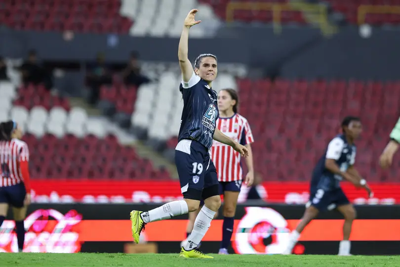 Andrea Pereira en celebración con Pachuca en el partido contra Chivas en el Clausura 2026 de la Liga MX Femenil | MEXSPORT