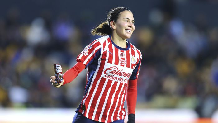 Alicia Cervantes en celebración con Chivas en el Clausura 2026 de la Liga MX Femenil | IMAGO 7