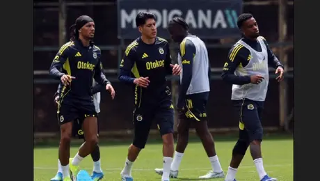 ¡Tensión en Estambul! Edson Álvarez encara a la afición del Fenerbahçe a pesar de la victoria