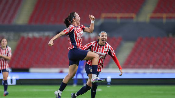 Alicia Cervantes en celebración con Chivas ante Pachuca en la Liguilla del Clausura 2026 de la Liga MX Femenil | MEXSPORT