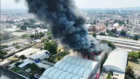 VIDEOS: Reportan fuerte incendio en Tláhuac; 300 personas fueron evacuadas