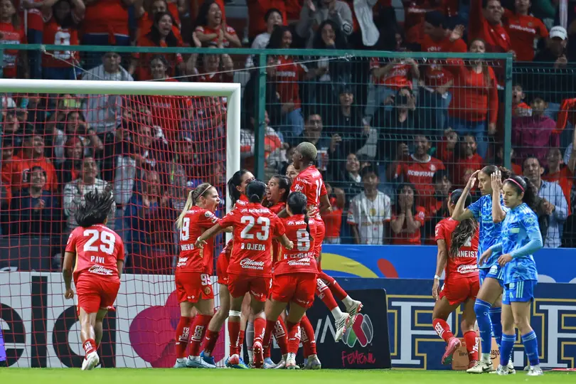 Jugadoras de Toluca en celebración ante Tigres en el Clausura 2026 de la Liga MX Femenil | MEXSPORT