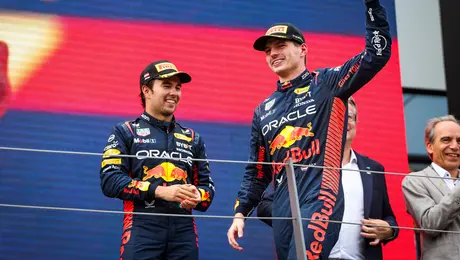 Arremeten contra Red Bull por salida de Checo Pérez en 2025: "Con él, Verstappen hubiera ganado en 2025"