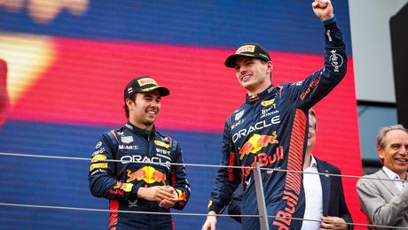 Arremeten contra Red Bull por salida de Checo Pérez en 2025: "Con él, Verstappen hubiera ganado en 2025"