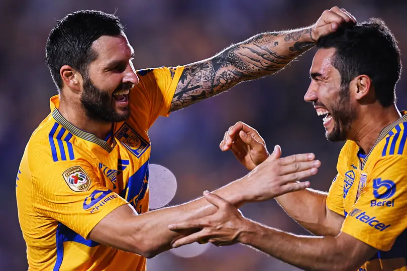 Gignac y Vigón festejando | MEXSPORT