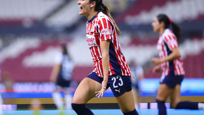 Jasmine Casarez en celebración con Chivas en el partido ante Pachuca en el Clausura 2026 de la Liga MX Femenil | IMAGO 7