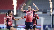 Alicia Cervantes en celebración con Chivas ante Pachuca en la Liguilla del Clausura 2026 de la Liga MX Femenil | MEXSPORT