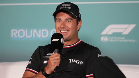 Checo Pérez en conferencia de prensa en el Gran Premio de Miami | AP