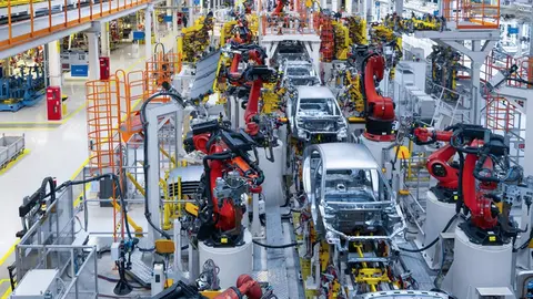 La próxima semana incrementará al 25% los aranceles aplicados a automóviles / FREEPIK