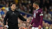 Michael Jackson debuta con derrota en el banquillo del Burnley