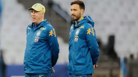 ¡Nuevo reto! Ancelotti dirigirá a histórico de Francia tras el Mundial 2026