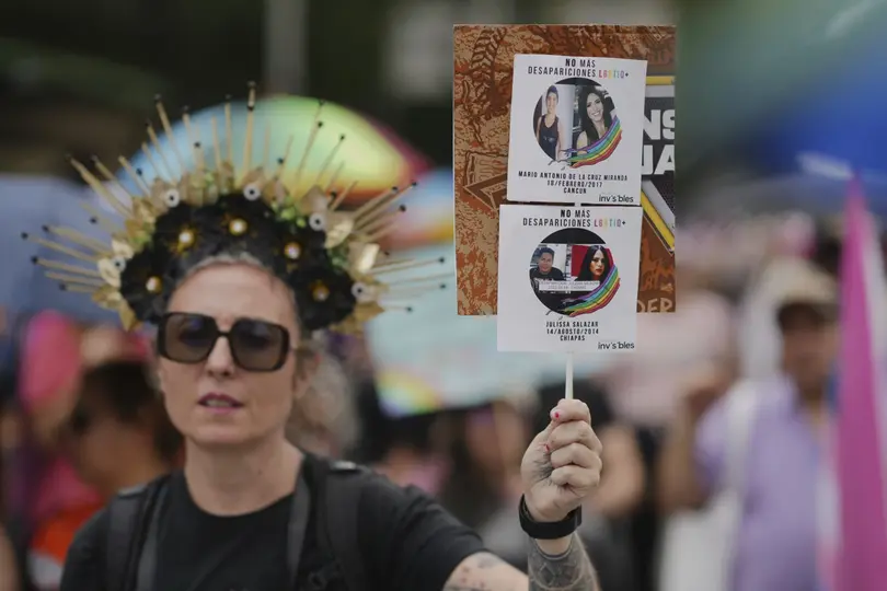 La movilización busca promover la igualdad, el respeto y la inclusión de las personas de la diversidad sexual y de género./ AP
