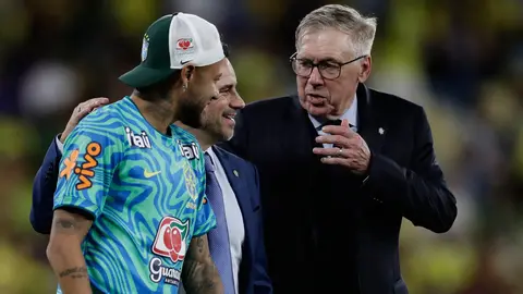 Neymar Jr. y Carlo Ancelotti, en Brasil| AP