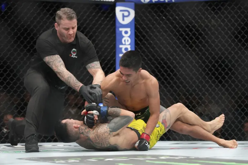 David Martínez tiene marca perfecta de 3-0 en UFC I AFP