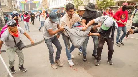 Las protestas se desarrollaron a pocos días del inicio del Mundial de Futbol 2026 en el Estadio Azteca./ X. @regeneracion_r