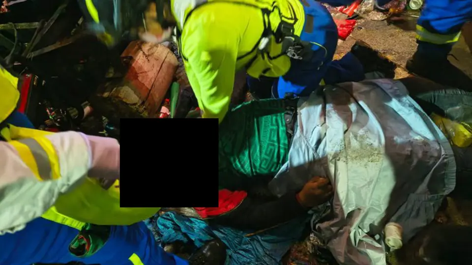 Personal de emergencia atendió a las personas en medio de las celebraciones / X: @HalconOnce