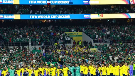 Himno de Ecuador es abucheado por afición mexicana