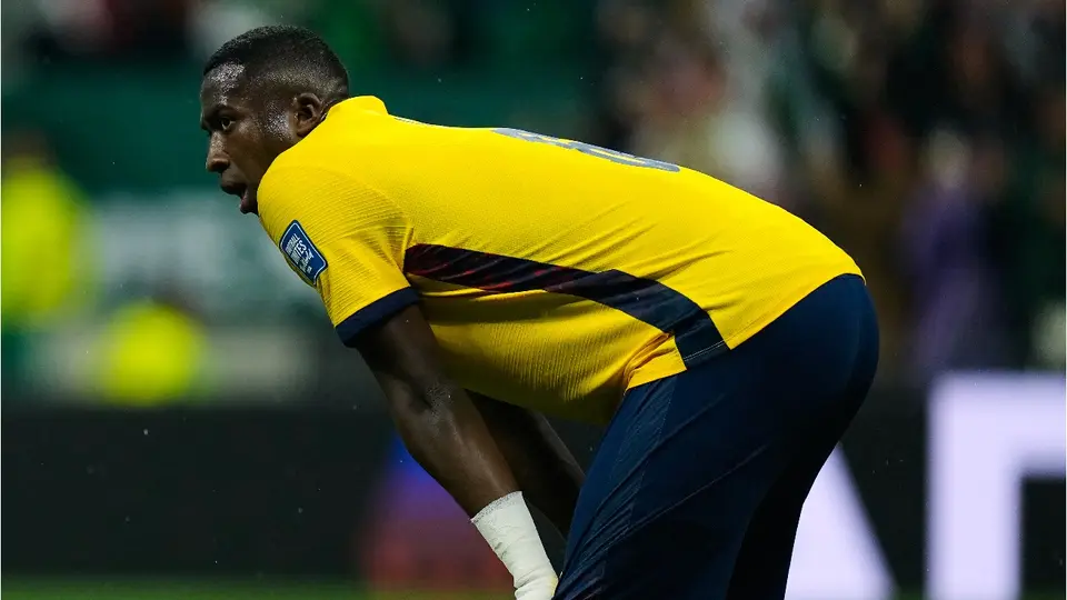 Willian Pacho ofrece disculpas tras la eliminación de Ecuador: 'duele es no poder cumplir'