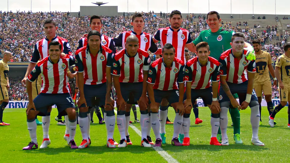 Primer partido de Chivas con un jersey PUMA en Liga MX | Imago7