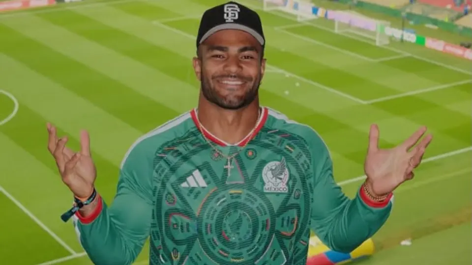 Fred Warner se puso la verde y apoya a México desde el Azteca para el juego contra Ecuador