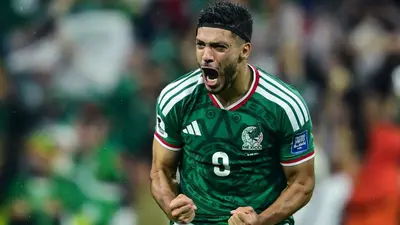 Raúl Jiménez hace historia y se convierte en el segundo máximo goleador de la Selección Mexicana