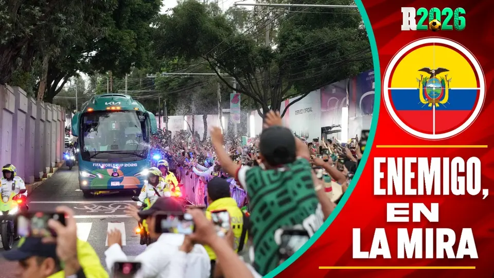 Mexicanos 'vandalizan' camión de Ecuador en su llegada al Estadio Ciudad de México