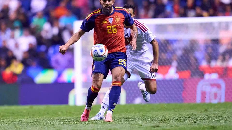 Borja Iglesias en partido con España I MEXSPORT