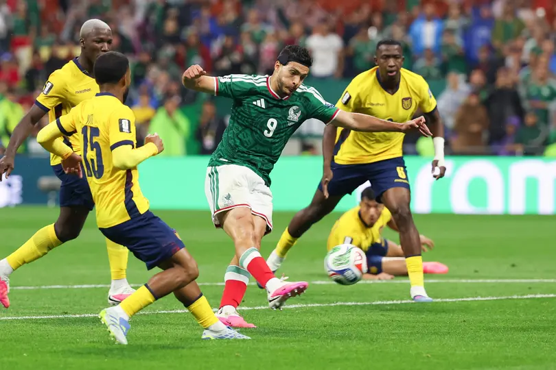 Raúl Jiménez marca gol | Gina Sánchez
