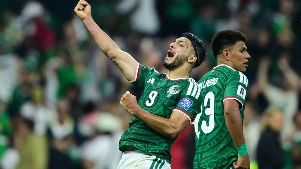 Raúl Jiménez convirtió ante Ecuador | Mexsport