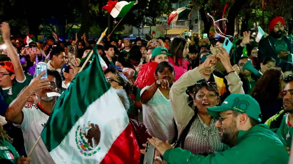 Festejos de la población mexicana durante los dieciseisavos de final en el Mundial 2026 / @GobCDMX