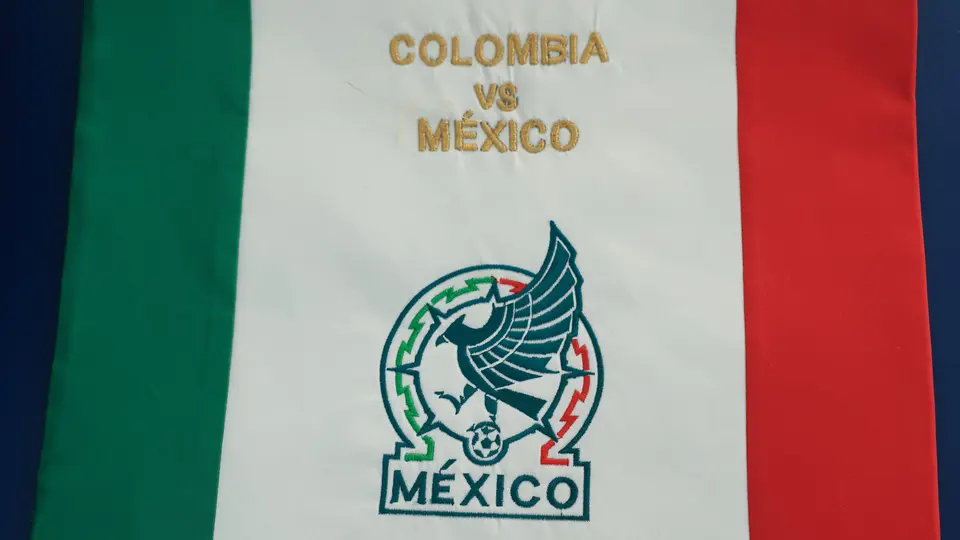 Banderín de intercambio del Tri Femenil | X: @Miseleccionfem