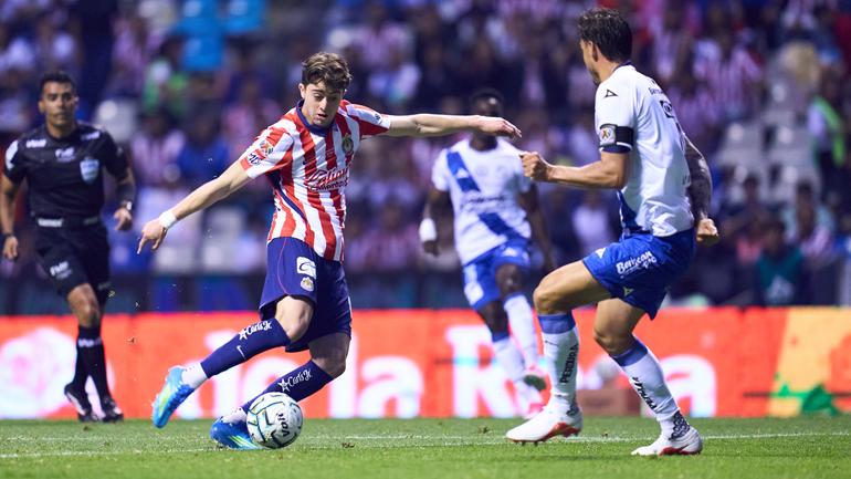 Brian Gutiérrez juega ante Puebla | MexSport