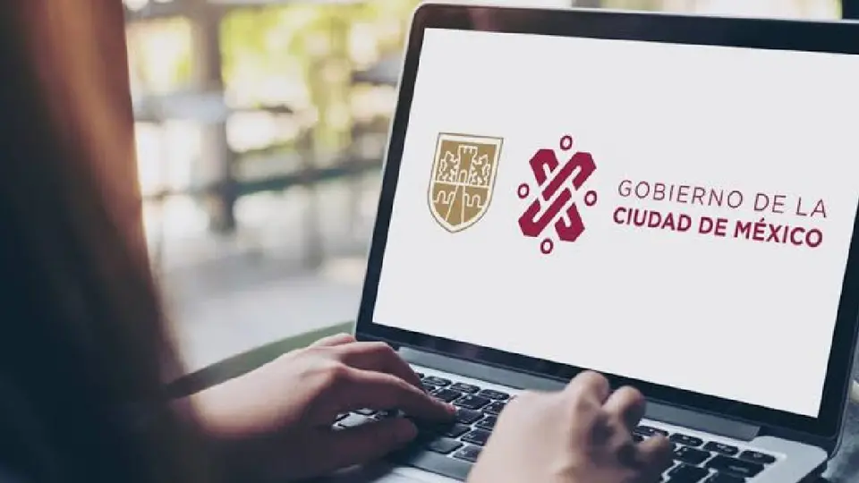 Gobierno de Sheinbaum elimina y simplifica 60% de trámites