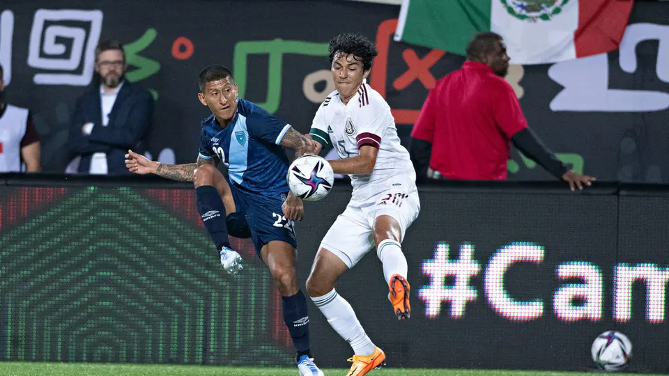 Jonathan Gómez con la Selección Mexicana ( 2022) | IMAGO7
