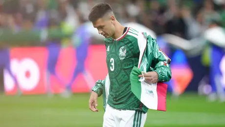 César Montes despierta interés en club de LaLiga, según reportes en España