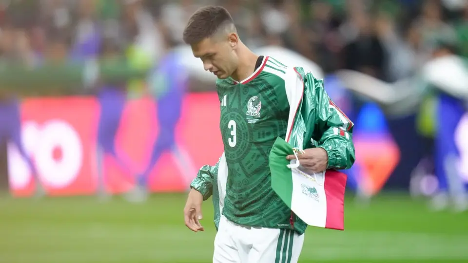 César Montes despierta interés en club de LaLiga, según reportes en España