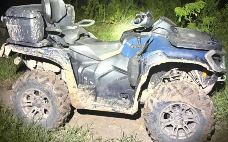 Vehículo donde fue abatido el líder del Cartél de los Reyes / @GabSeguridadMX