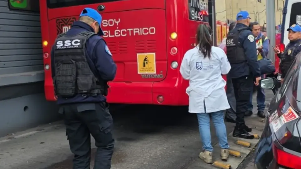 El conductor de la unidad involucrada fue puesto a disposición de las autoridades mientras se determina su situación jurídica / X: @luismiguelbaraa