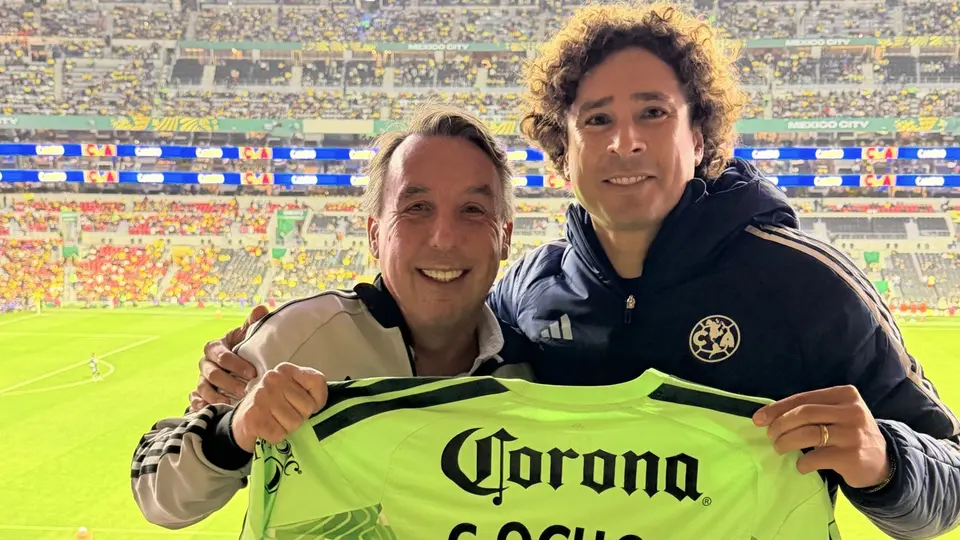 Guillermo Ochoa 'regresa' al América: "Amor por estos colores"