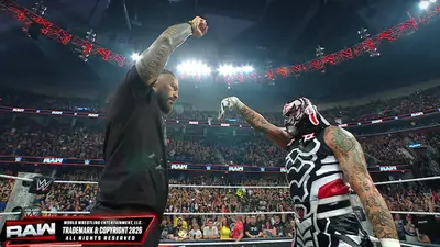 ¡De Ecatepec para el mundo! Penta retará a Roman Reigns por su título en Ciudad de México
