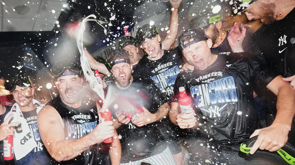 Así fue el festejo de los Yankees en su vestuario | AP
