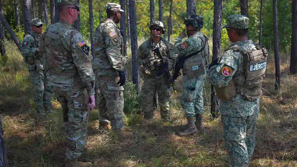 Más de 500 militares mexicanos viajaron a Estados Unidos para participar en un ejercicio de entrenamiento conjunto / X: @Defensamx1