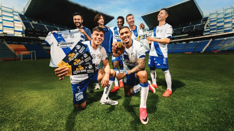 Jugadores de Puebla en campaña de Corona | CORONA