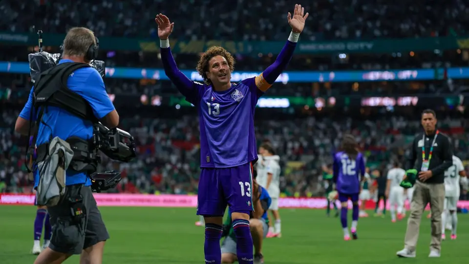 Memo Ochoa saluda a la afición con la Selección Mexicana | MEXSPORT